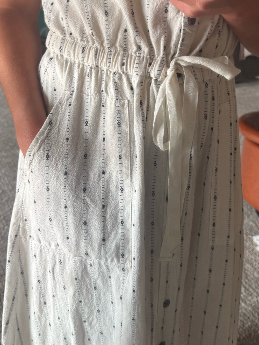Casual Button-Front White Stripe Midi Dress with Tie Waist - Picture 5 of 7